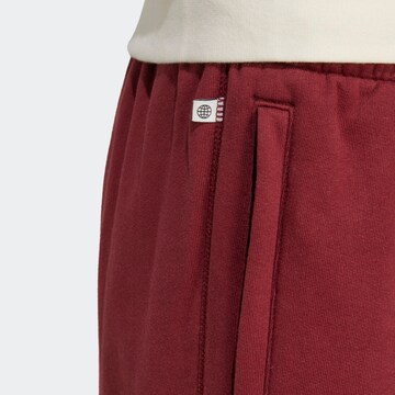 ADIDAS ORIGINALS - Tapered Pantalón 'Adicolor Contempo' en rojo