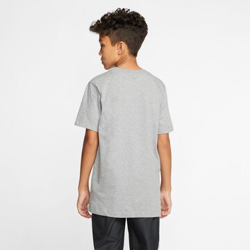 T-Shirt Nike Sportswear en gris