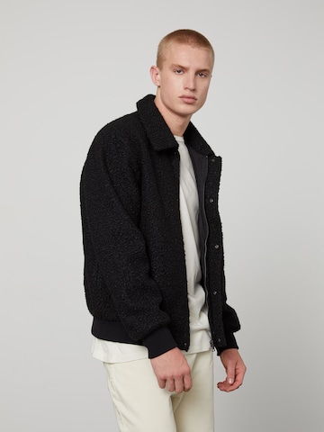 DAN FOX APPAREL Between-Season Jacket 'Kilian' in Black: front