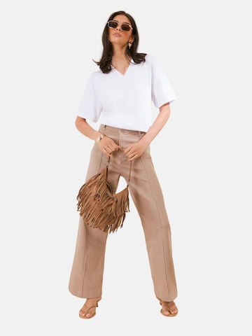 Friends Like These Shirt in Beige: voorkant