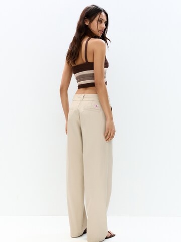 Pull&Bear Szabványos Chino nadrág - bézs