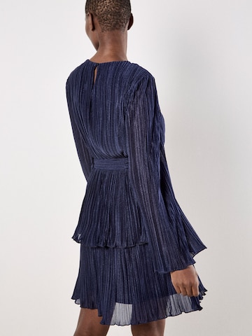 Apricot Plisse Tiered Mini Dress ' ' in Blau