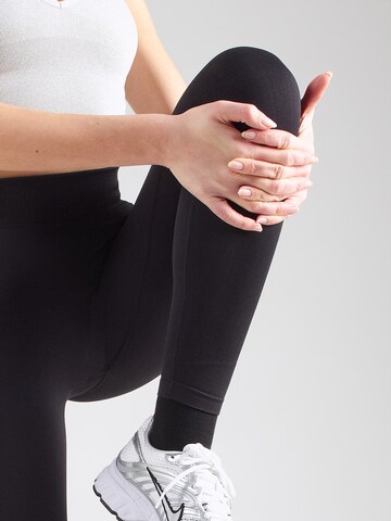 melns ONLY PLAY Šaurs Sporta bikses 'ONPFLEX'