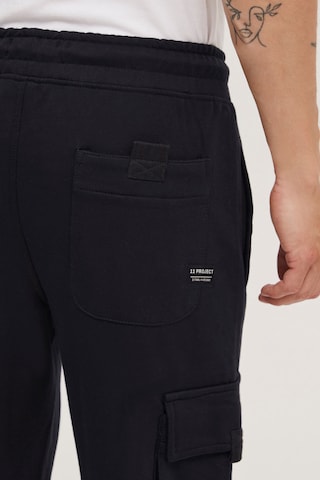 11 Project Tapered Cargo Pants 'Prsidone' in Black