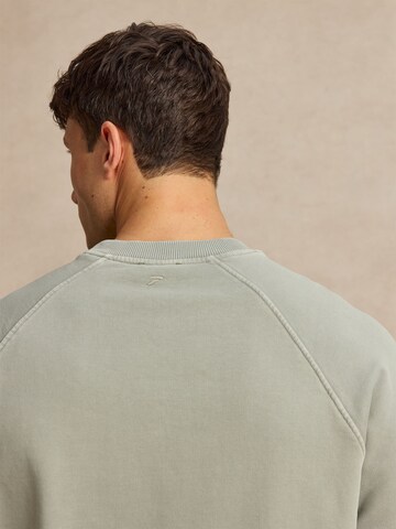 DAN FOX APPAREL Mikina 'Yigit' – zelená