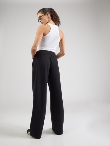 Abercrombie & Fitch Loose fit Trousers in Black