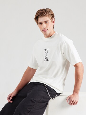 T-Shirt VANS en blanc : devant