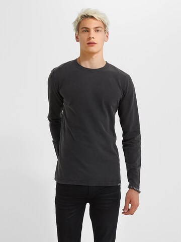 Young Poets Sweatshirt 'Lio' in Black: front