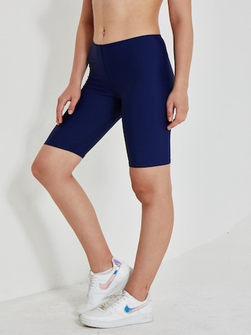 C&City Skinny Shorts in Blau: Vorderseite