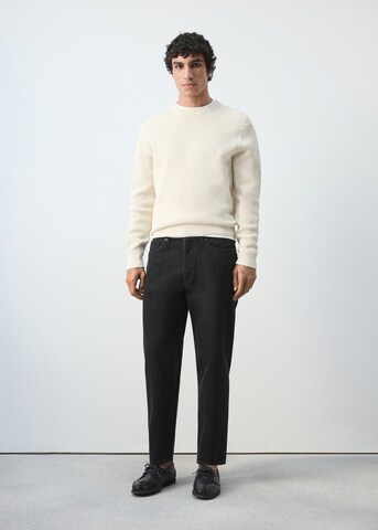 MANGO MAN Tapered Jeans 'Sammy' in Black