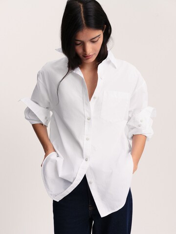 The Set Blouse in Wit: voorkant