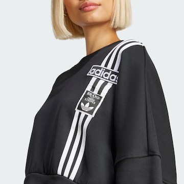 ADIDAS ORIGINALS Sweatshirt i svart