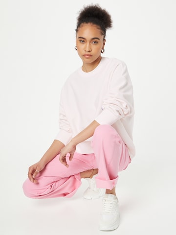 Champion Reverse Weave Sweatshirt in Pink