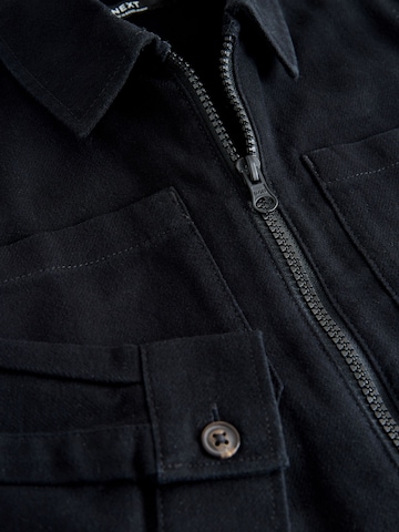 Next Преходно яке в черно