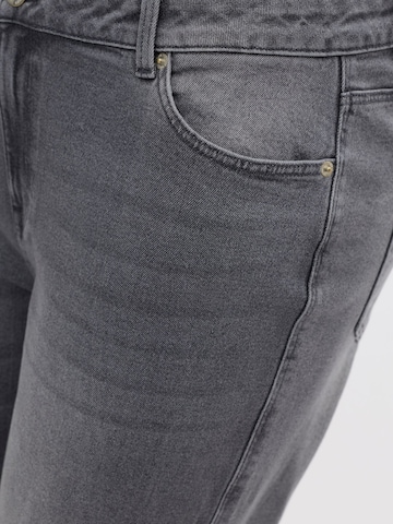 Vero Moda Curve Regular Jeans 'CAMARA' in Grijs