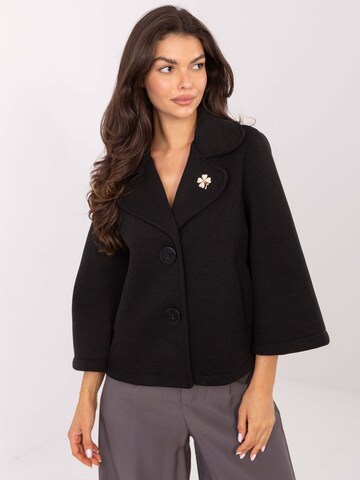 Madnezz House Übergangsmantel in Schwarz: Vorderseite