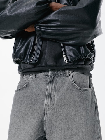 Baggy Jean Pull&Bear en gris