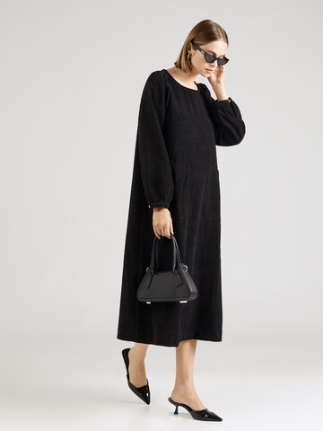 Robe 'Lucas' Lollys Laundry en noir