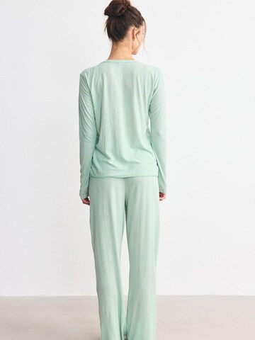 C&City Pyjama‌‌ in Grün