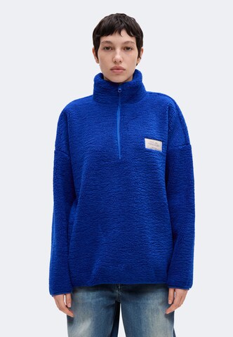 Karo Kauer Pullover in Blau: Vorderseite