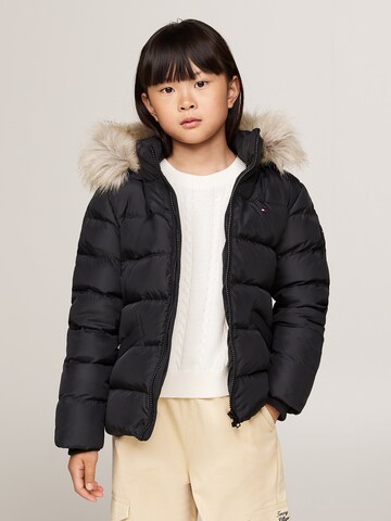 TOMMY HILFIGER Jacke 'ESSENTIAL' in Schwarz: Vorderseite