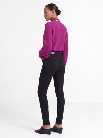 Regular Jean Rich & Royal en noir