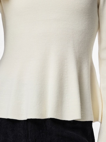 PIECES - Jersey 'PCJan' en blanco