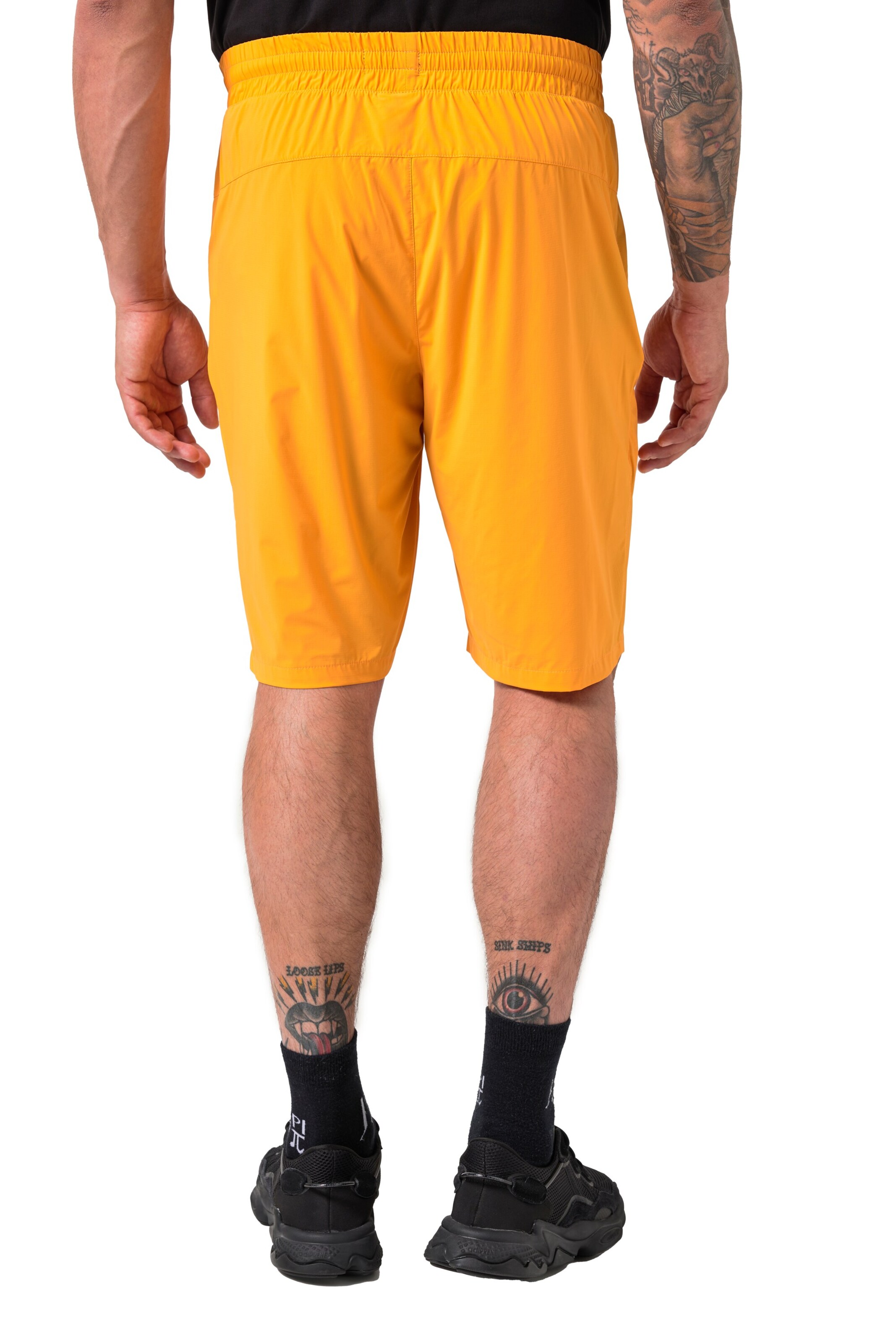 JAY-PI Regular Trousers in Yellow