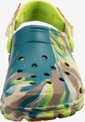 Crocs Pantofle – mix barev