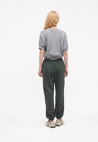 Nike Sportswear Tapered Trousers 'Studio Fleece' in Green