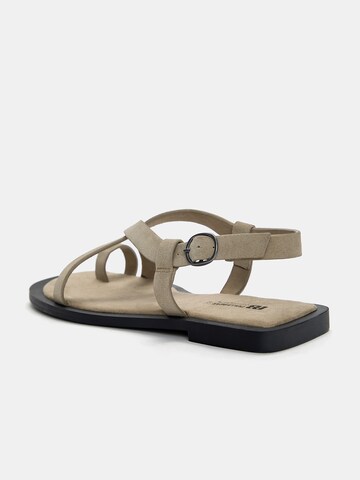Séparateur d'orteils Pull&Bear en beige