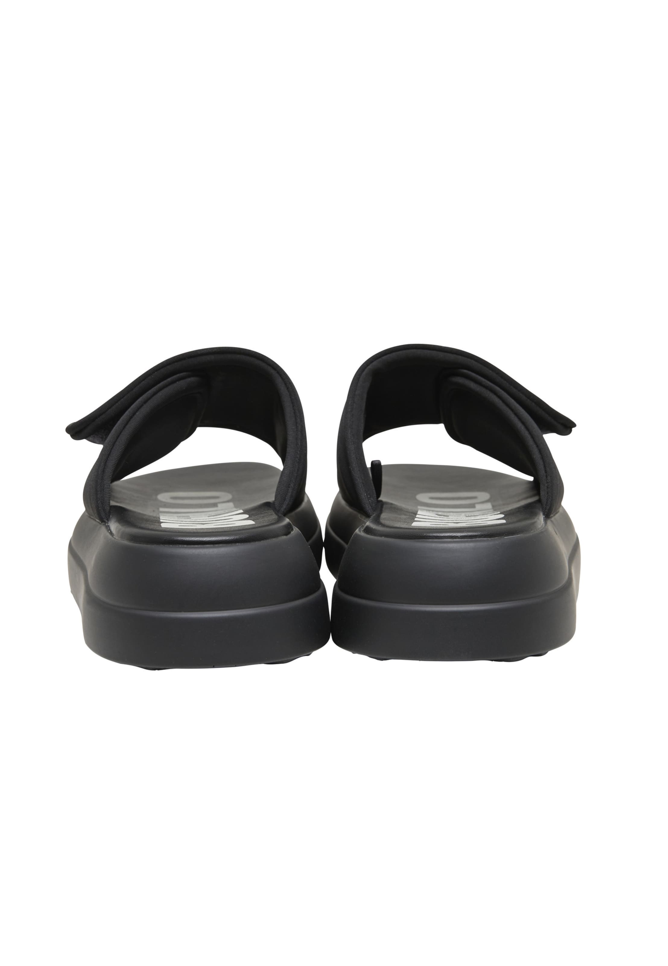 BUFFALO Pantofle 'Zyda' – černá