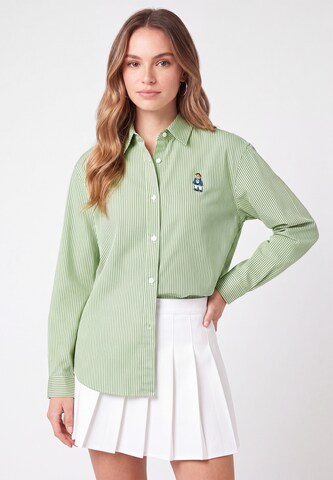 MYMO Blouse in Groen: voorkant