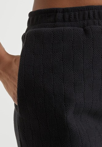 Urban Classics Tapered Hose in Schwarz