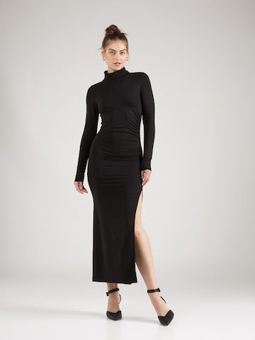 Robe 'Eda' millane en noir : devant