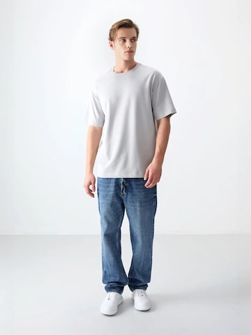Tommy Life T-Shirts in Grau