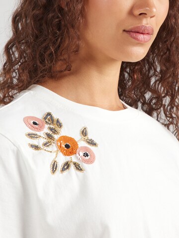 YAS Shirt 'YASSANNIA' in White