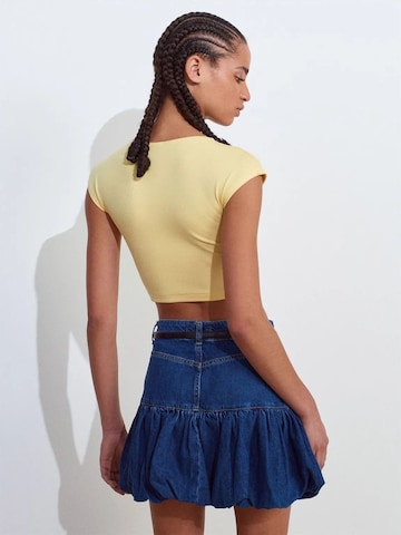 Dilvin - Top em amarelo