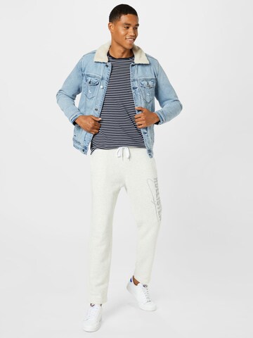 HOLLISTER Tapered Hose in Grau