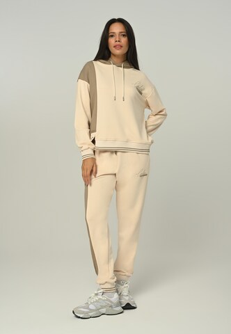 Tom Barron Tracksuit in Beige: front