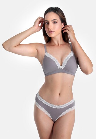 Invisible Soutien-gorge 'NATIVE SENSE' sassa en gris : devant