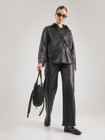 Gina Tricot Blouse in Zwart