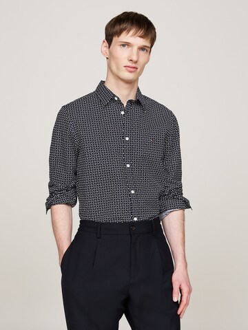 TOMMY HILFIGER Slim Fit Hemd in Schwarz: Vorderseite