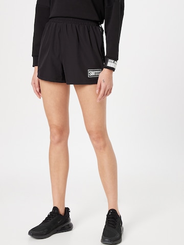 STEVE MADDEN Loosefit Shorts in Schwarz: predná strana