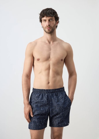 MANGO MAN Board Shorts 'Flower' in Blue: front