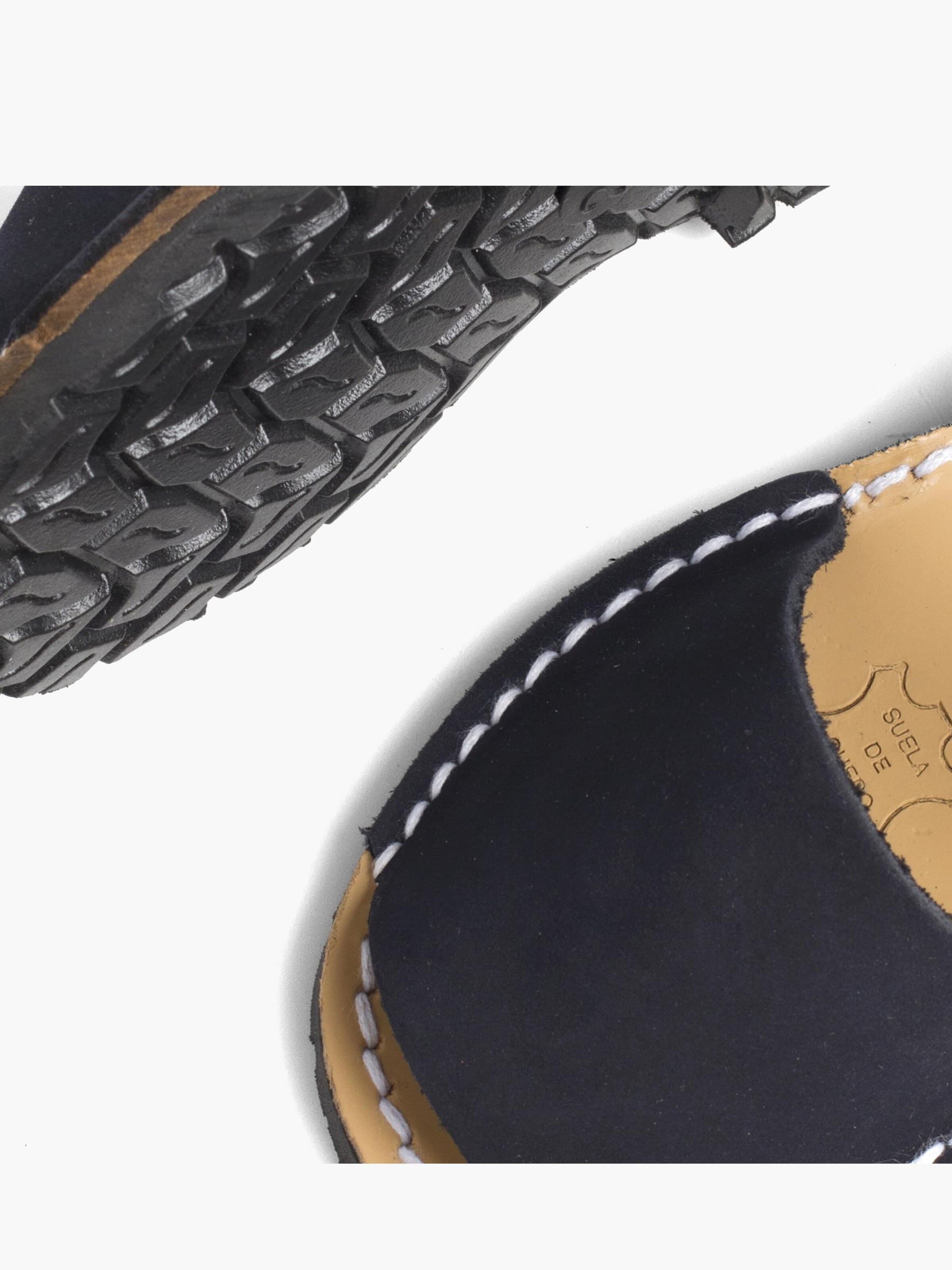 Pisamonas - Sandália em azul