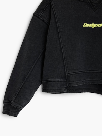 Felpa di Desigual in nero
