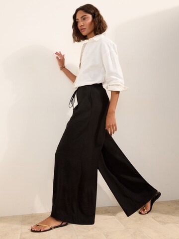 Friends Like These Wide Leg Hose in Schwarz