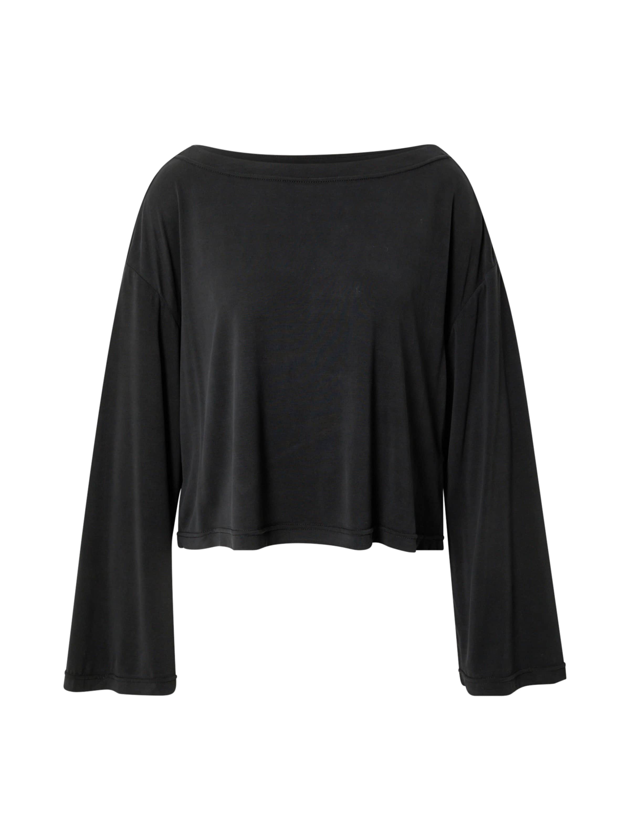 Urban Classics Μπλουζάκι σε μαύρο: μπροστά