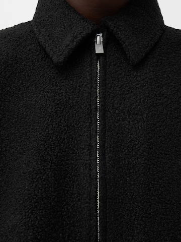 Veste mi-saison Bershka en noir